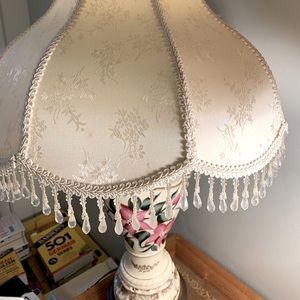 Elegant vintage lamp 🪔